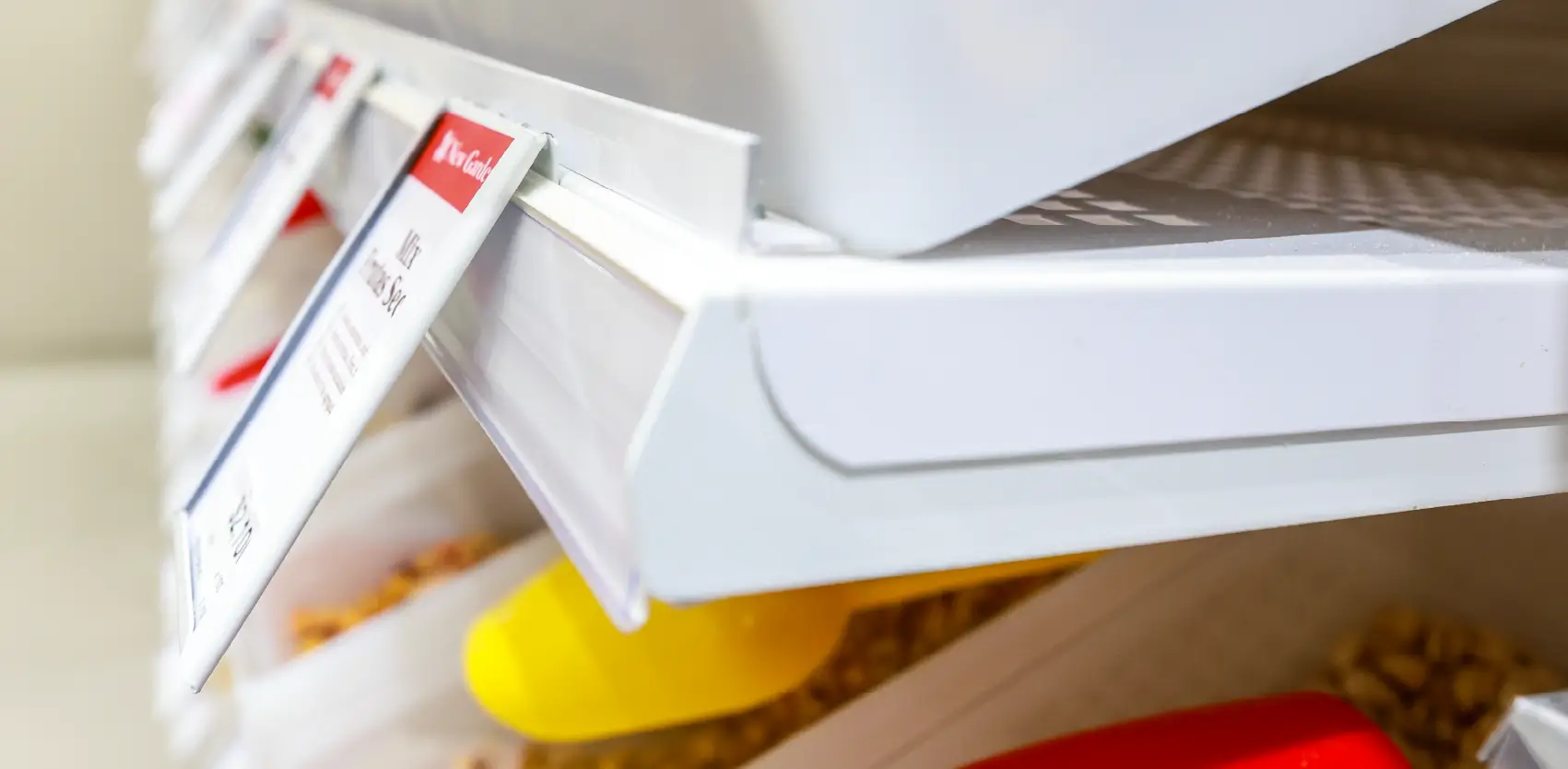 Equipamiento comercial para supermercados con acabado epoxi termocontraíble